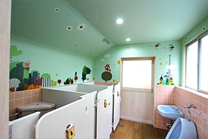 こちらのトイレもかわいいデザイントイレ
